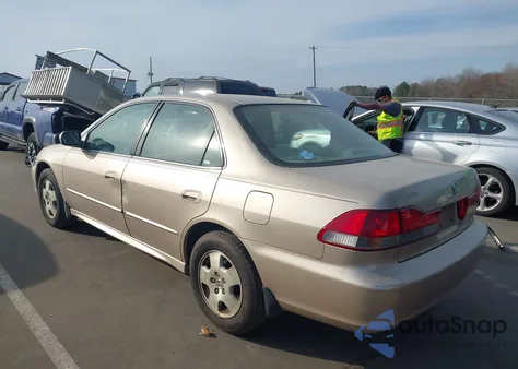 2001 Honda Accord 3.0 Ex from USA, damaged, VIN 1HGCG16541A075007